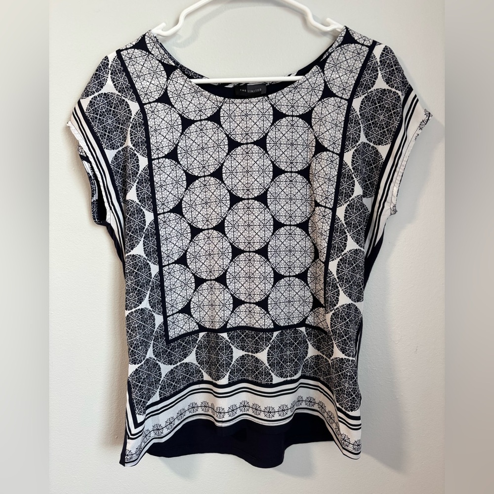 Blue & White Geometric Top